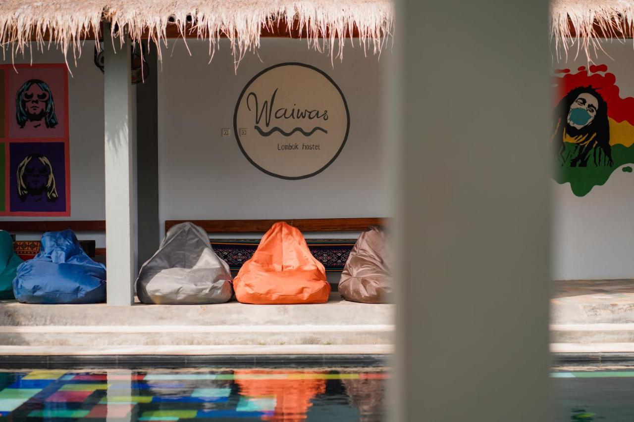 Waiwas Hostel Kuta  Exteriör bild
