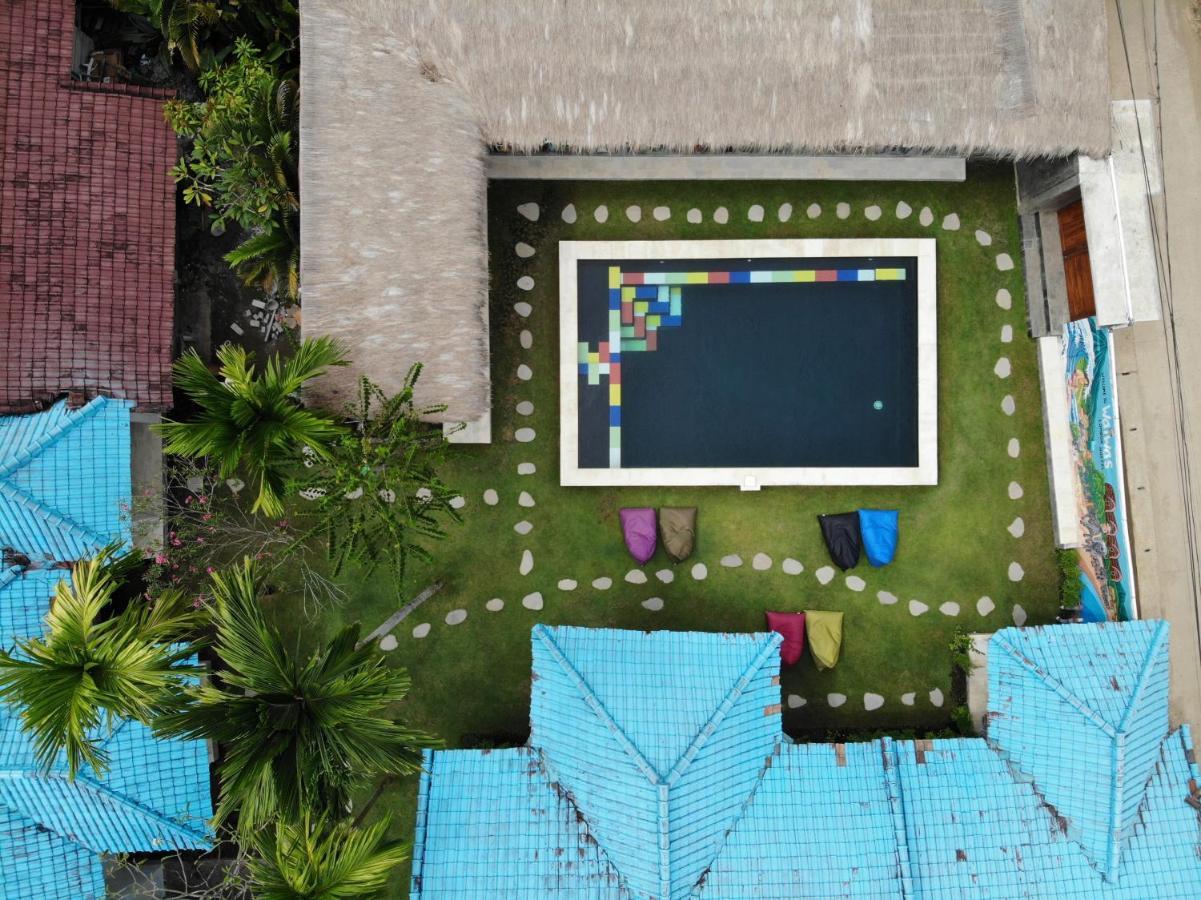 Waiwas Hostel Kuta  Exteriör bild